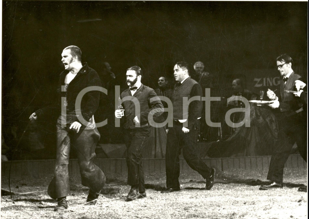 1985 ca FRANCE Teatro equestre ZINGARO - BARTABAS con inservienti *Foto 24x18