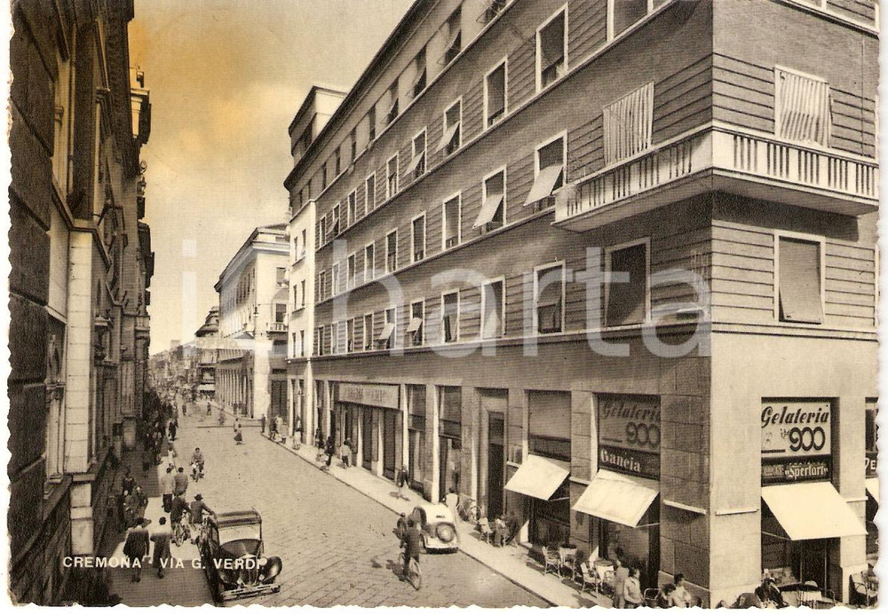 Cartolina originale da collezione 1951 CREMONA Via Verdi ANIMATA Gelateria 900 *Cartolina FG VG 1
