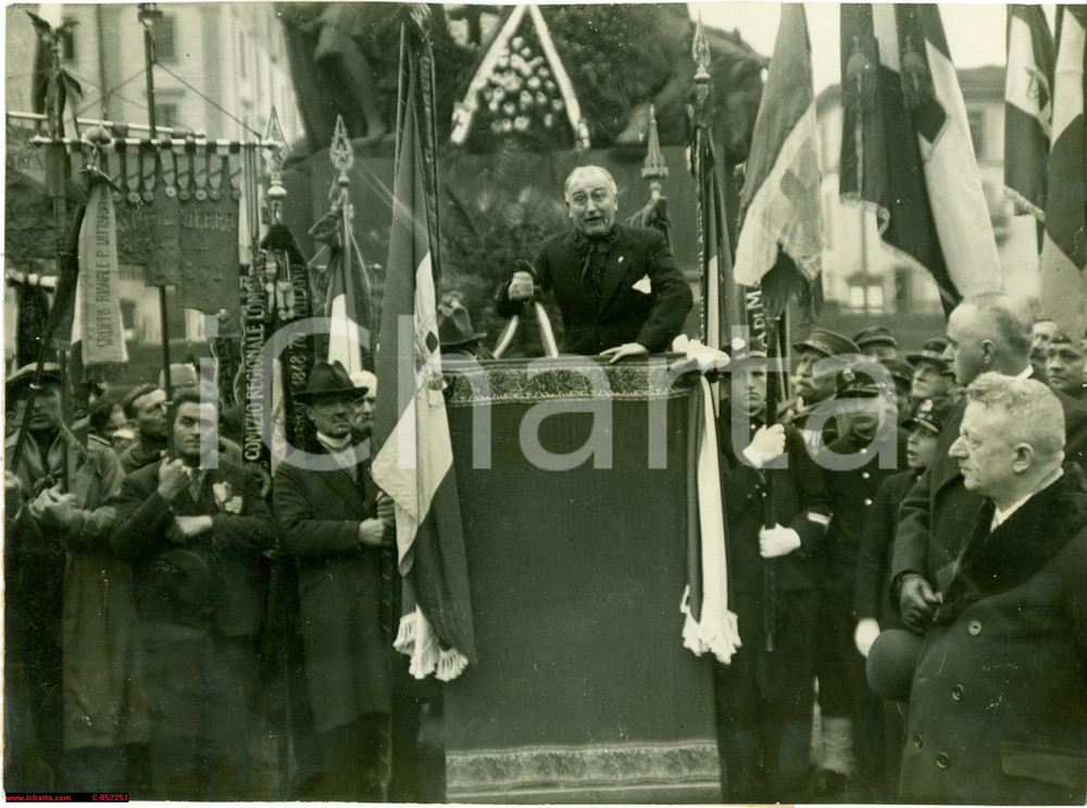 Fotografia d'epoca originale 1932 MILANO Gino GOBBI discorso alle Cinque Giornate 1