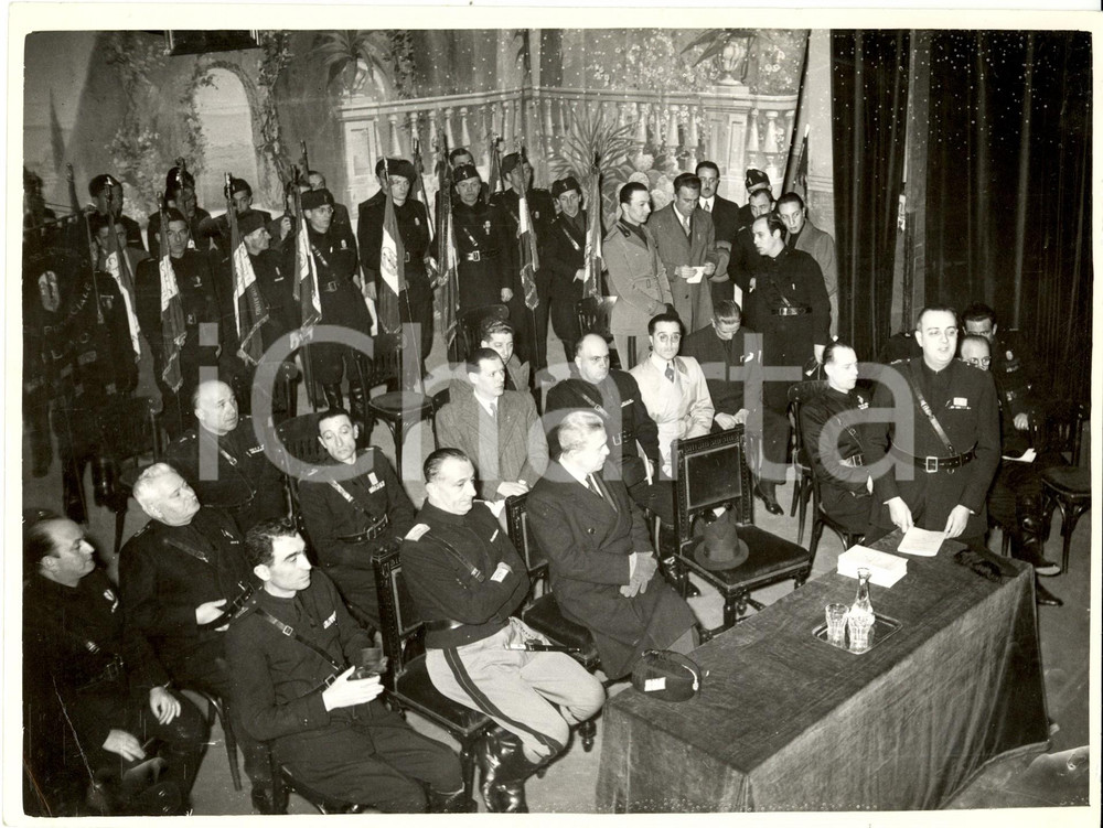 Fotografia d epoca originale 1938 MILANO Rino PARENTI e Giuseppe MARZANO all assemblea Sindacati commercio 1