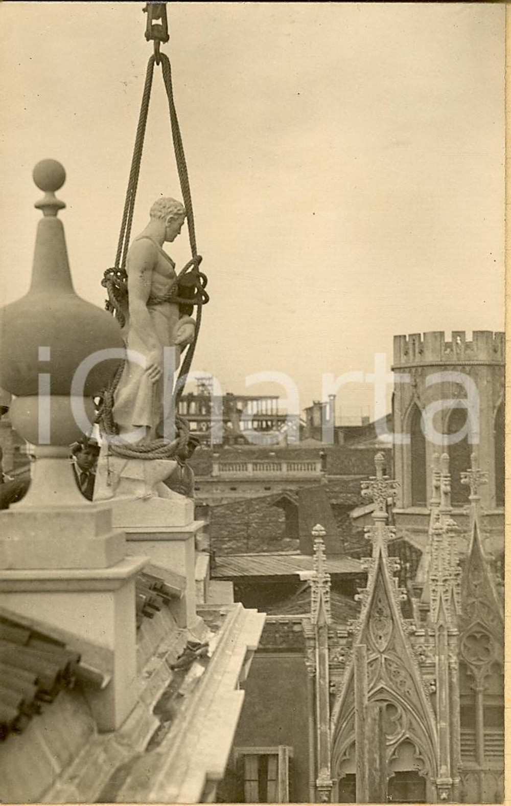 Fotografia d'epoca originale 1929 PADOVA Collocazione statua LAVORO Palazzo di CittÃ  1