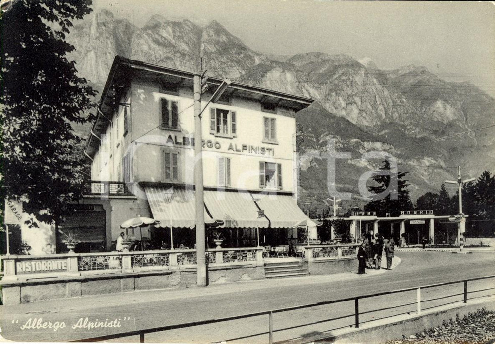 Cartolina originale da collezione 1950 ca BOARIO TERME BS Val CAMONICA Veduta Albergo ALPINISTI Animata FG NV 1