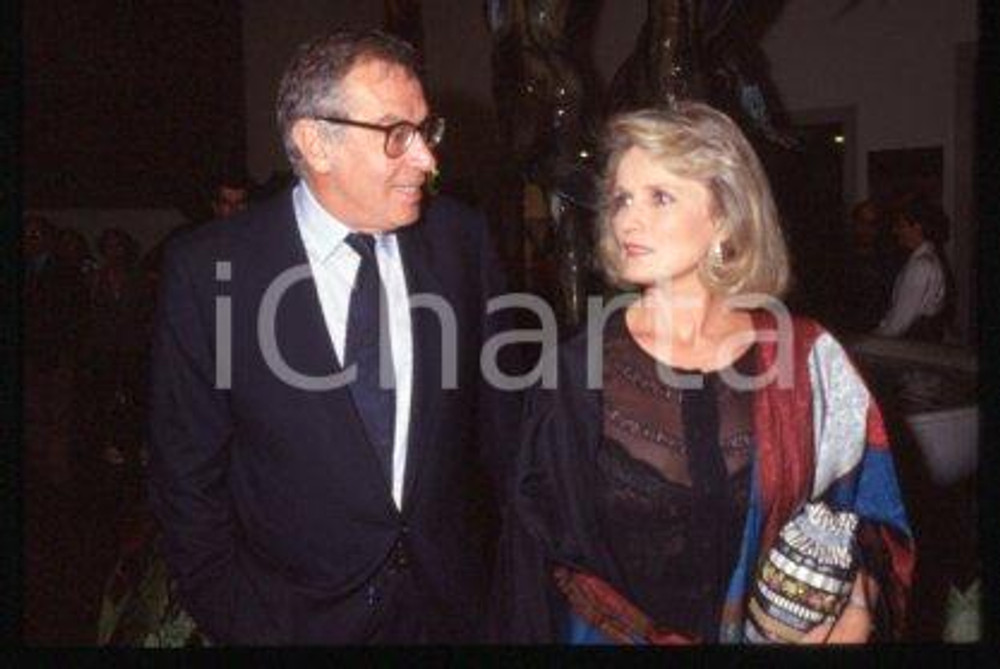 35mm vintage slide* 1991 VENICE Roger VADIM & wife Marie Christine BARRAULT (40)