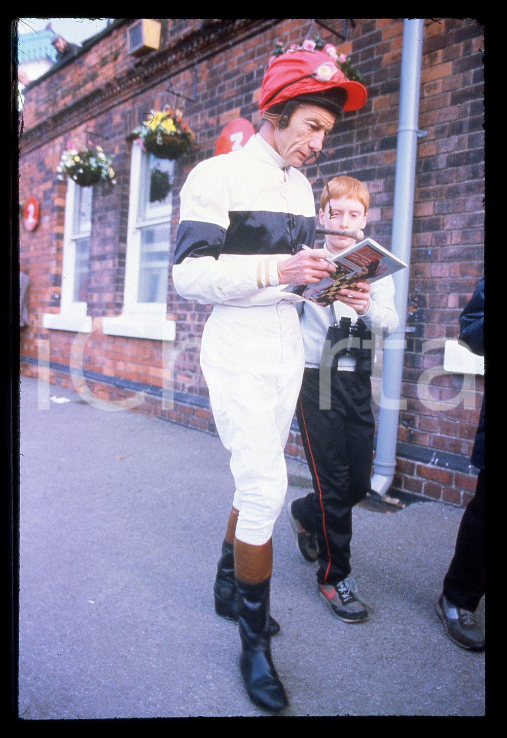 35mm vintage slide* 1980 ca UNITED KINGDOM - Lester PIGGOTT Jockey's Portrait 2