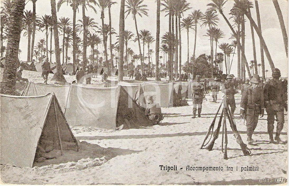 Cartolina originale da collezione 1925 ca TRIPOLI (LIBIA) Guerra ITALO-TURCA Accampamento tra i palmizi ANIMATA 1