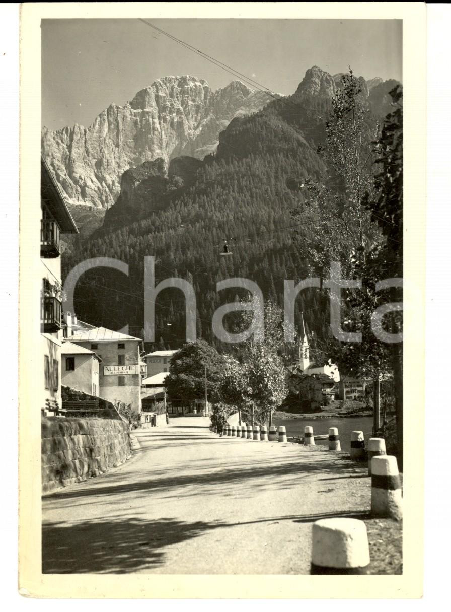 Cartolina originale da collezione 1950 ca ALLEGHE BL Veduta con il MONTE CIVETTA Cartolina postale FG NV 1