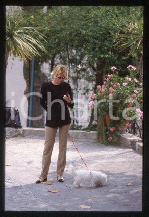 35mm vintage slide* 1997 ITALY American showgirl & actress Wendy WINDHAM (18)