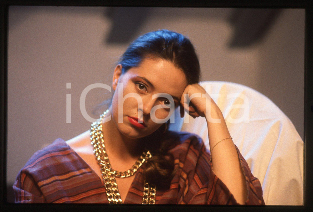 35mm vintage slide* 1985 ca RAI UNO ITALIA SERA Laura LATTUADA Ritratto (22)
