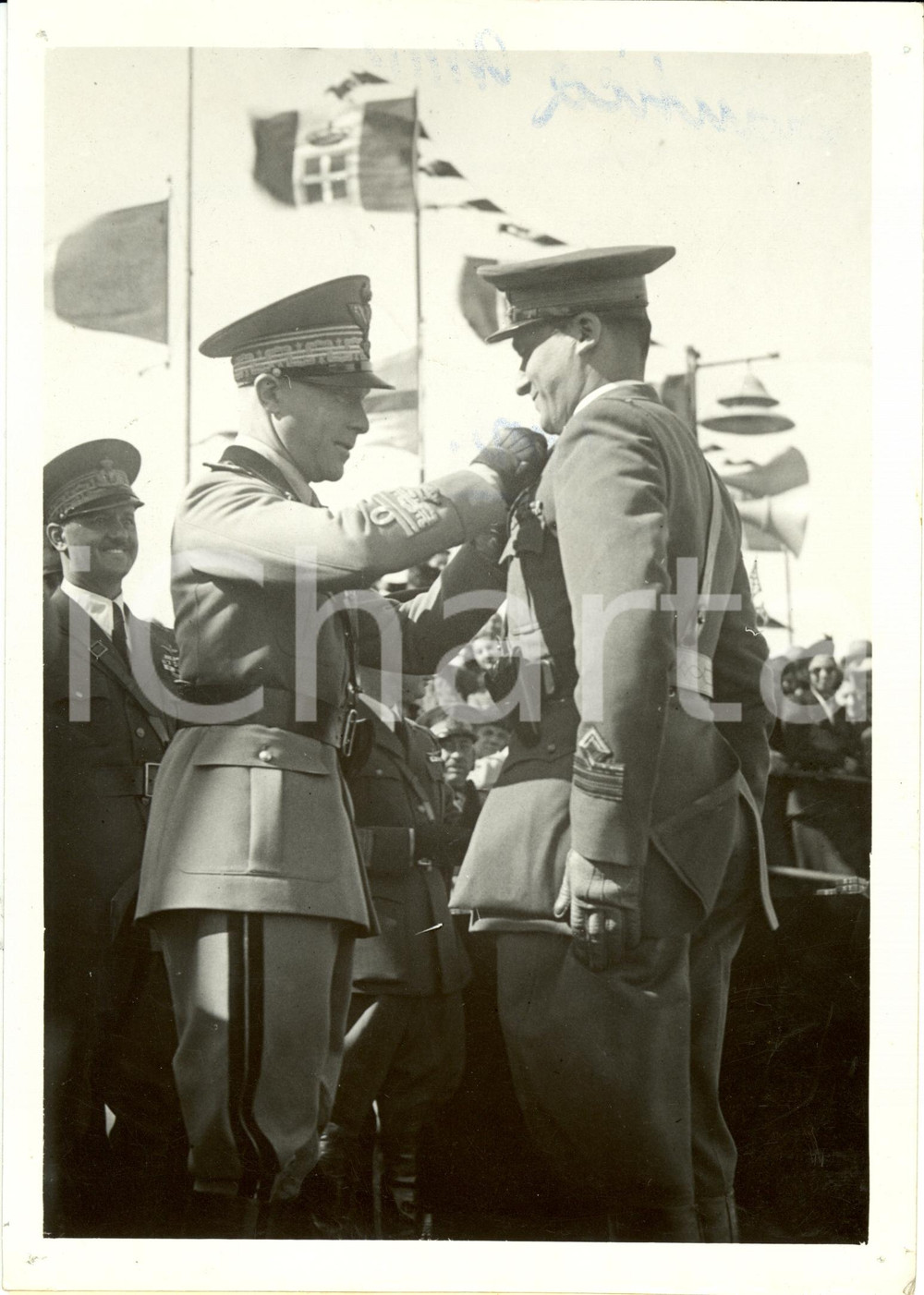 Fotografia d epoca originale 1938 MILANO XV Annuale AERONAUTICA Duca di BERGAMO premia i valorosi Fotografia 1