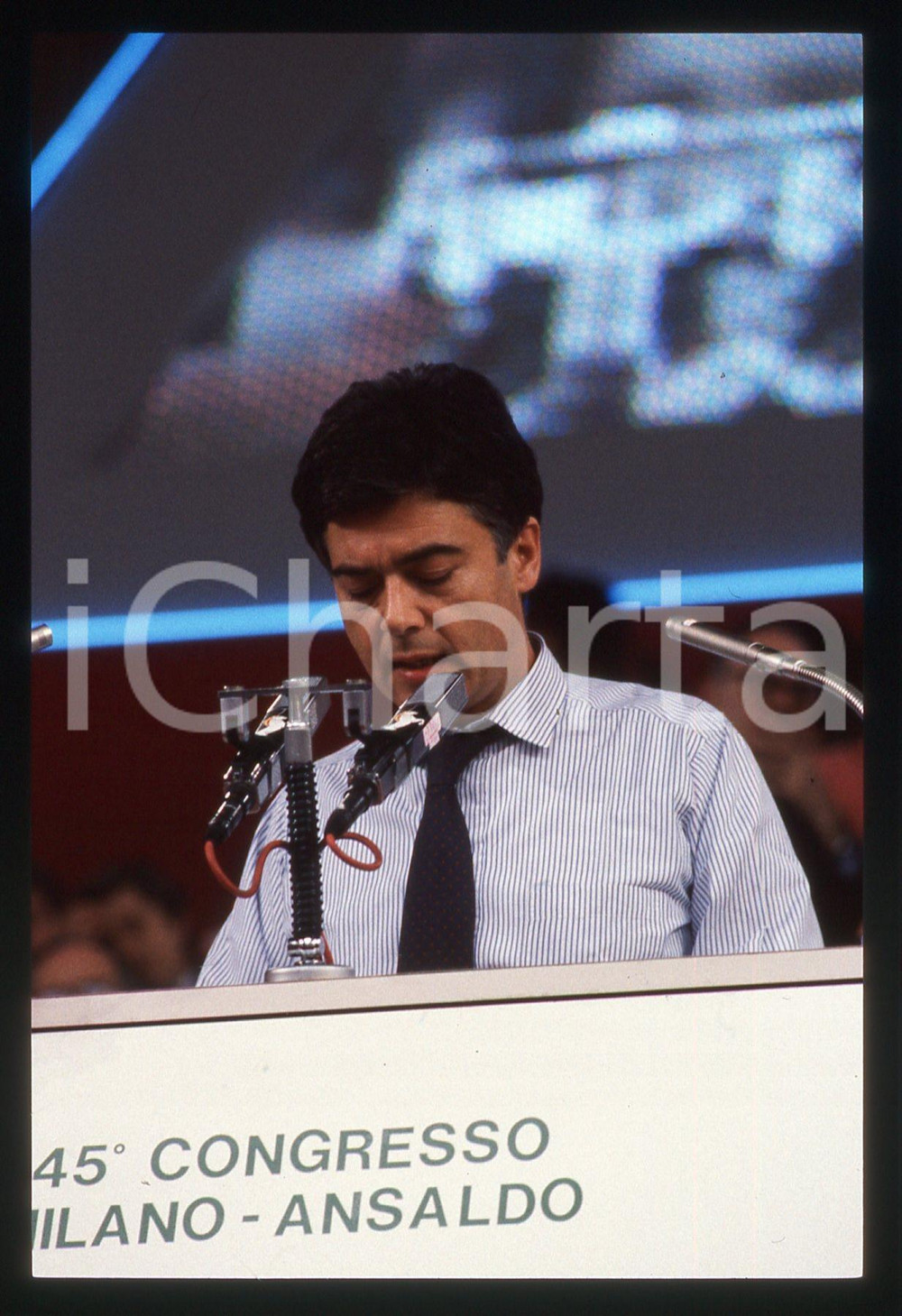 35mm vintage slide* 1989 MILANO Claudio MARTELLI Congresso PSI Ansaldo (22)
