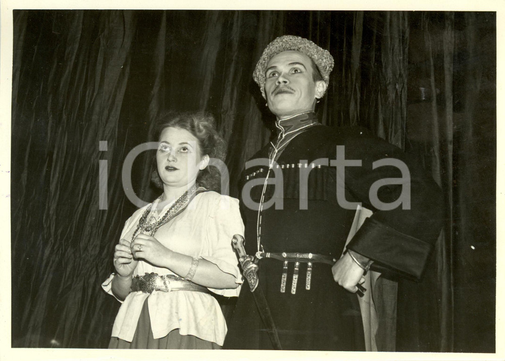 Fotografia d epoca originale 1944 VENEZIA Duetto Gruppo dei COSACCHI DEL DON CUBAN E TERECK Fotografia 1