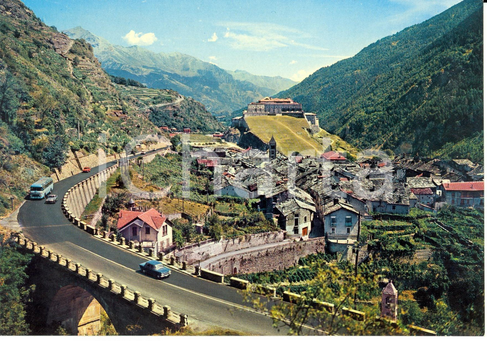 Cartolina originale da collezione 1960 ca EXILLES (TO) Veduta panoramica con il FORTE *Cartolina ANIMATA FG NV 1