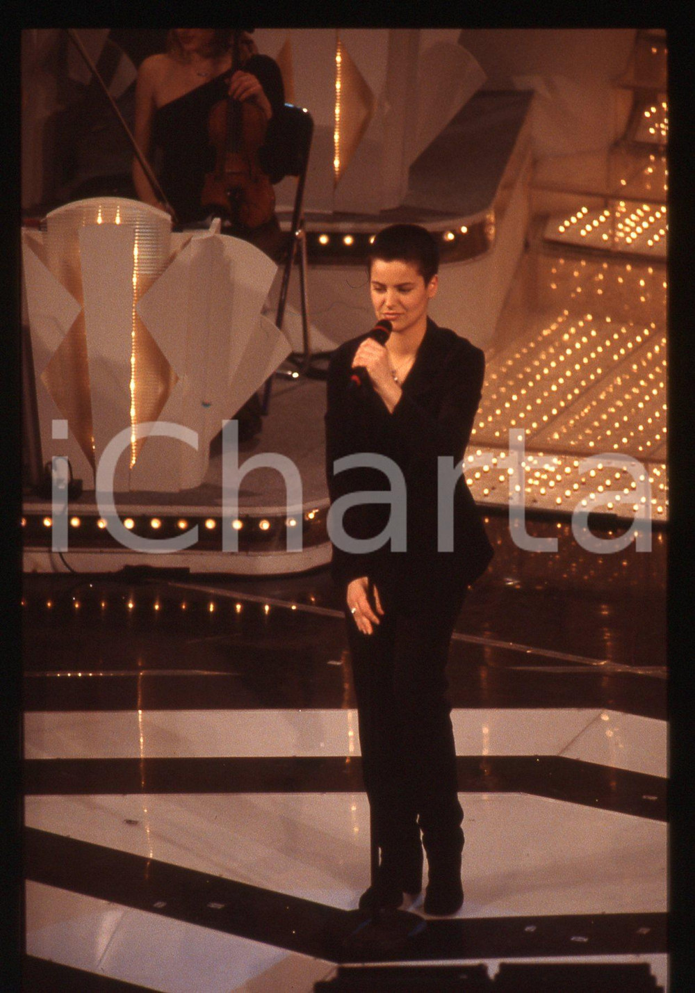 35mm vintage slide* 1997 SANREMO Silvia SALEMI sul palco del Teatro Ariston (1)