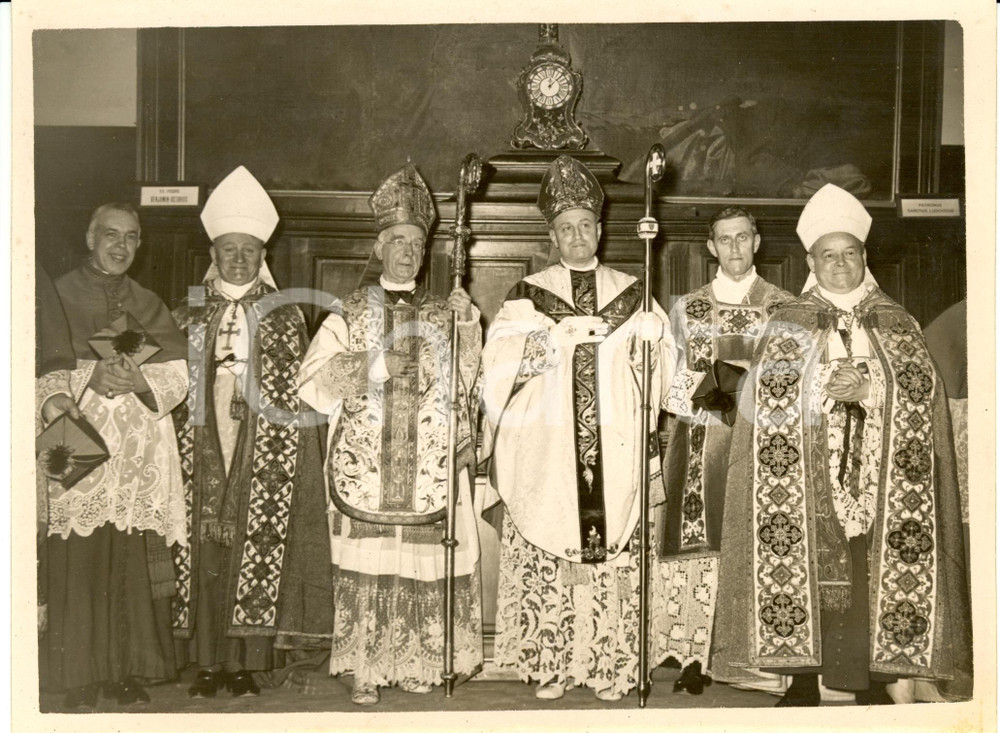 Fotografia d epoca originale 1938 VERSAILLES F Henri AUDRAIN ConsÃ©cration du plus jeune Ã©veque Photo 1