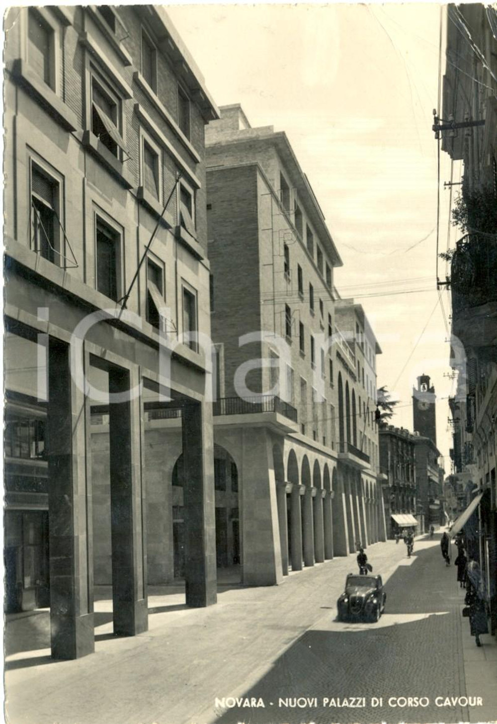 Cartolina originale da collezione 1950 NOVARA I nuovi palazzi di corso CAVOUR Cartolina ANIMATA FG VG 1