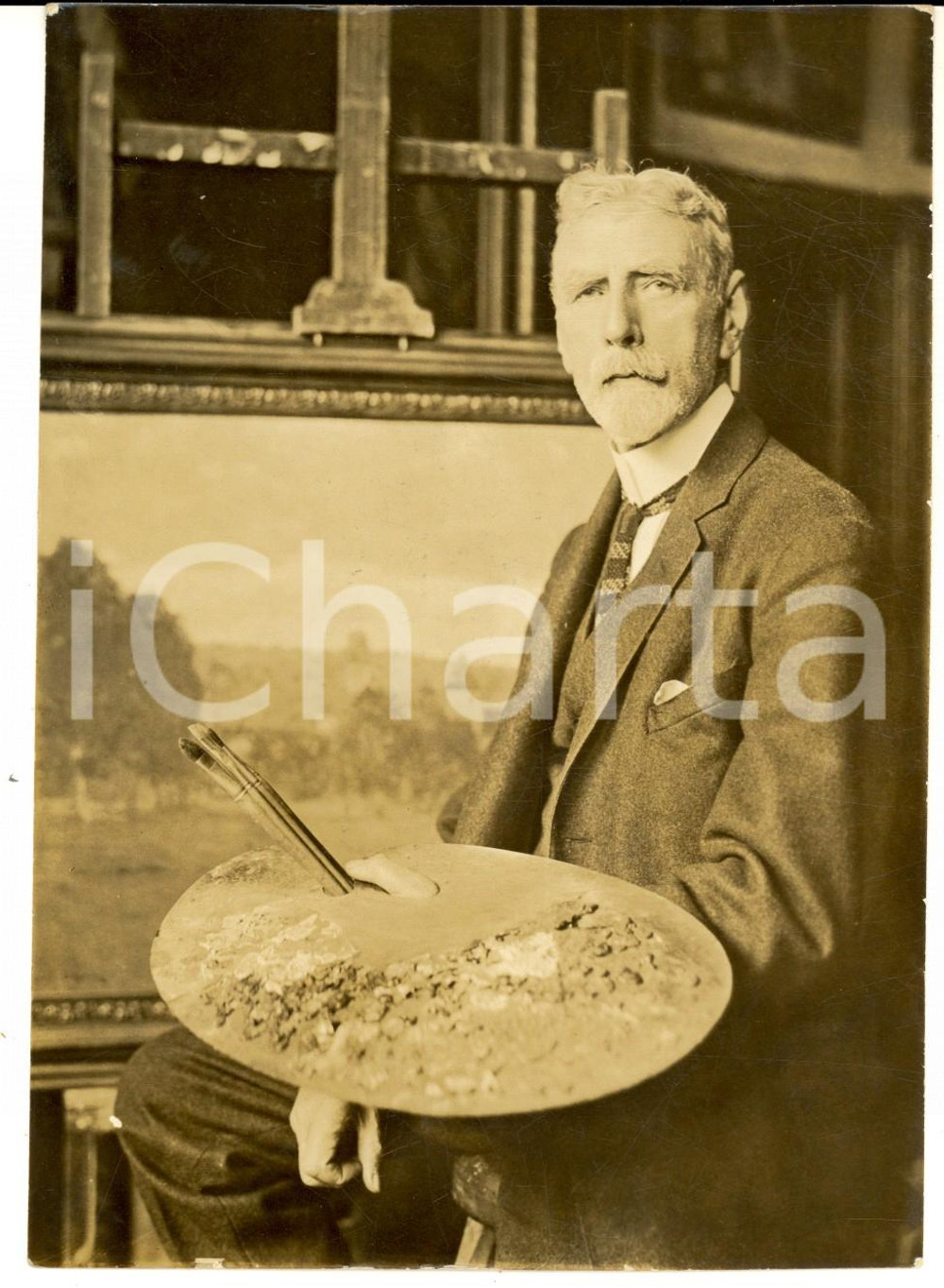 Fotografia d epoca originale 1930 ca BERLIN Ritratto del pittore Heinrich LESSING nel suo studio  Foto 12x16 1