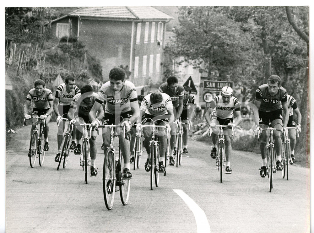 1966 CICLISMO GIRO D'ITALIA - SAN LUIGI (PORNASSIO) Felice GIMONDI in testa