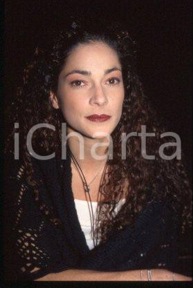 Simona CAVALLARI - LIDO VENICE Italian actress 1997 * 35 mm vintage slide 13