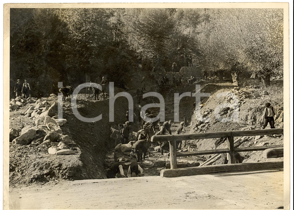 Fotografia d'epoca originale 1940 WW2 GERMANIA Costruz. argini contro piene torrenti 1