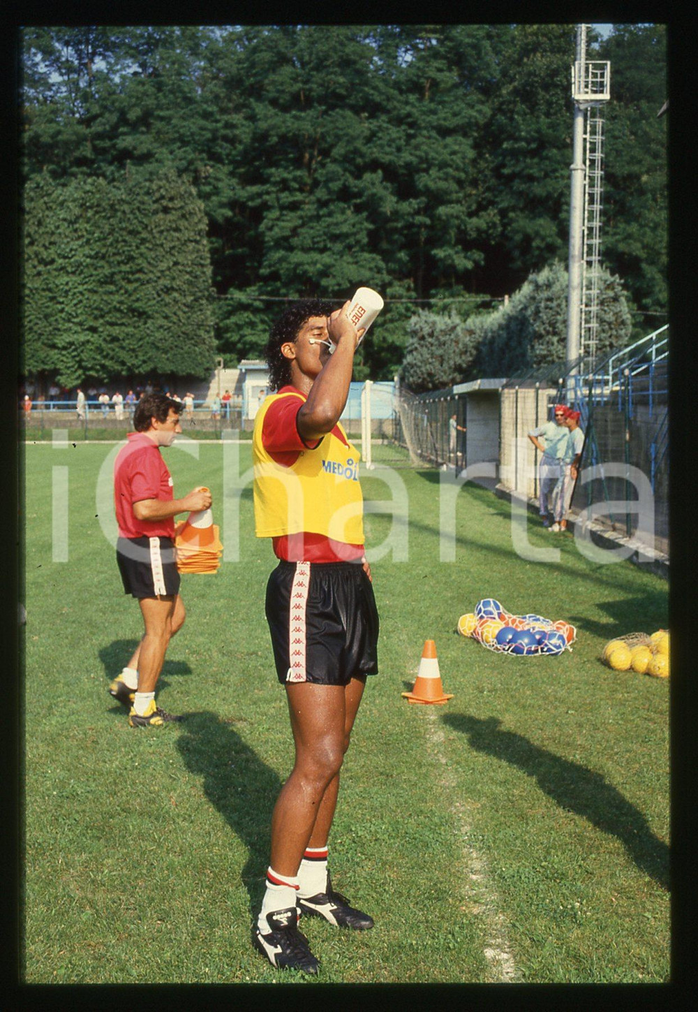 35mm vintage slide* 1988 A.C. MILAN Frank RIJKAARD durante l'allenamento (3)