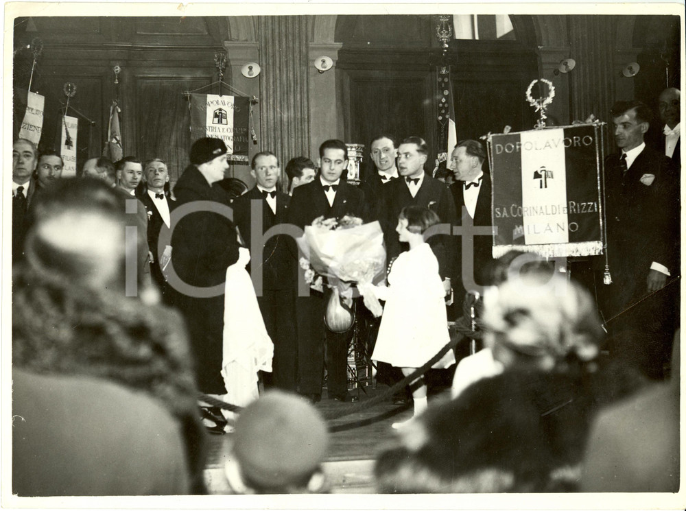 Fotografia d epoca originale 1933 MILANO Benedizione labaro Dopolavoro CORINALDIRIZZI Istituto Ciechi Foto 1