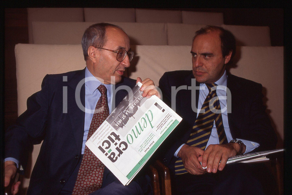 35mm vintage slide* 1995 Enrico DE MITA Bruno VESPA (2)