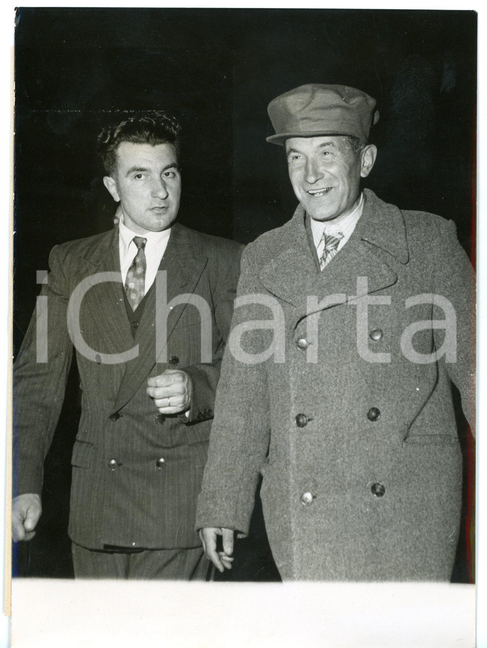 1953 PARIS-LE BOURGET Missionario Célestin COYOS al ritorno dalla COREA *Foto