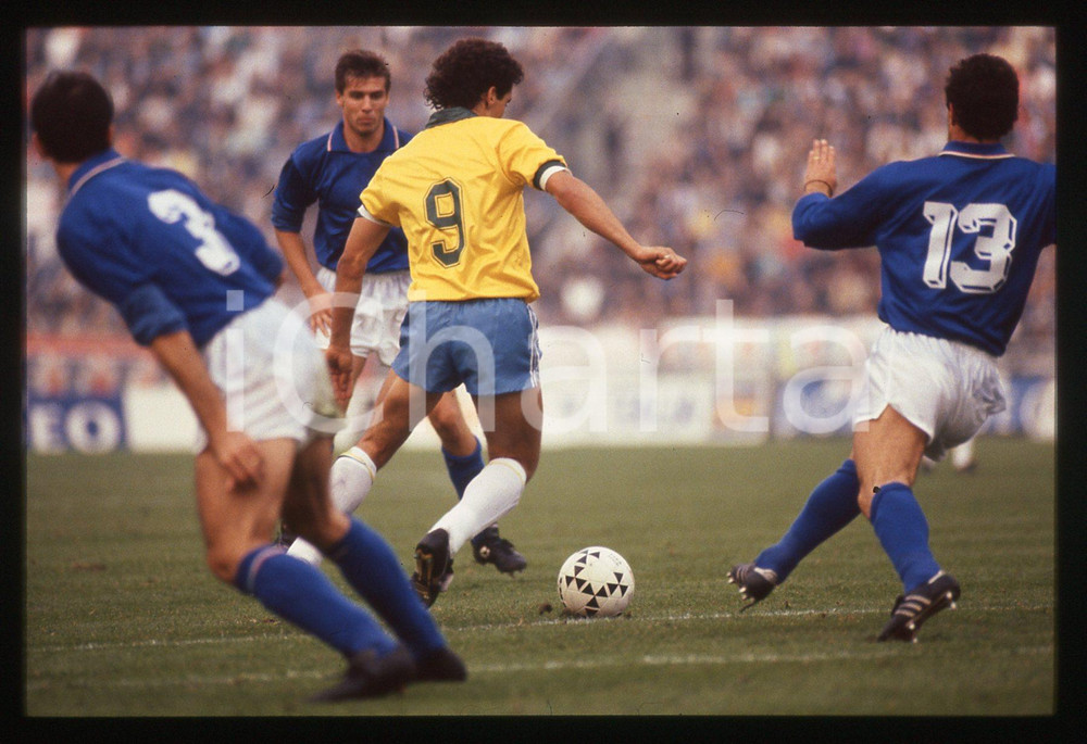 35mm vintage slide* 1989 BOLOGNA CALCIO ITALIA vs BRASILE 0-1 Antonio CARECA (2)