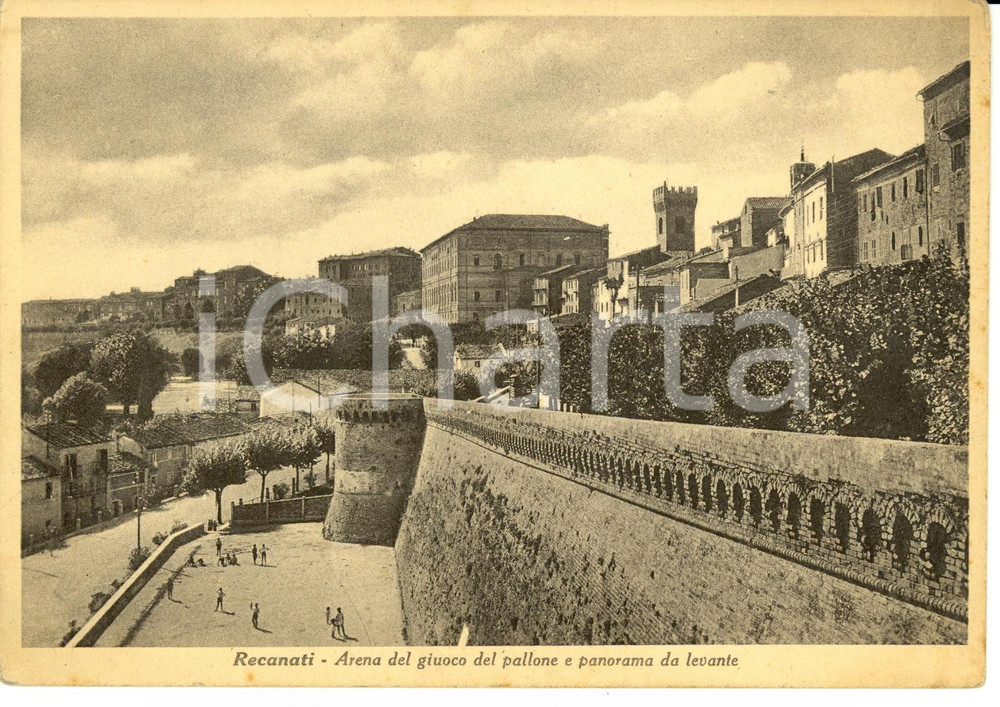 Cartolina originale da collezione 1950 ca RECANATI MC Arena giuoco pallone e panorama levante  Cartolina FG NV 1