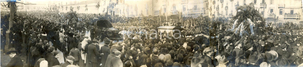 Fotografia d epoca originale 1918 MILANO WW1 I funerali delle vittime degli attacchi aerei DANNEGGIATA 1