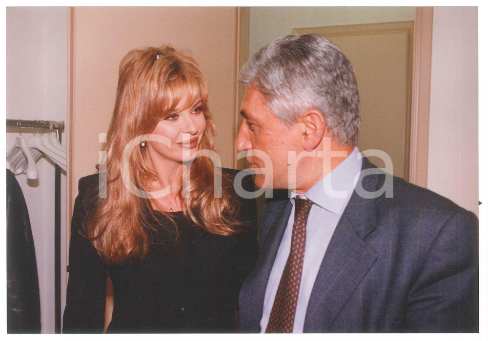 Fotografia d epoca originale 2000 ca COSTUME ITALIA  Alba PARIETTI  Antonio BASSOLINO  Foto 1 1