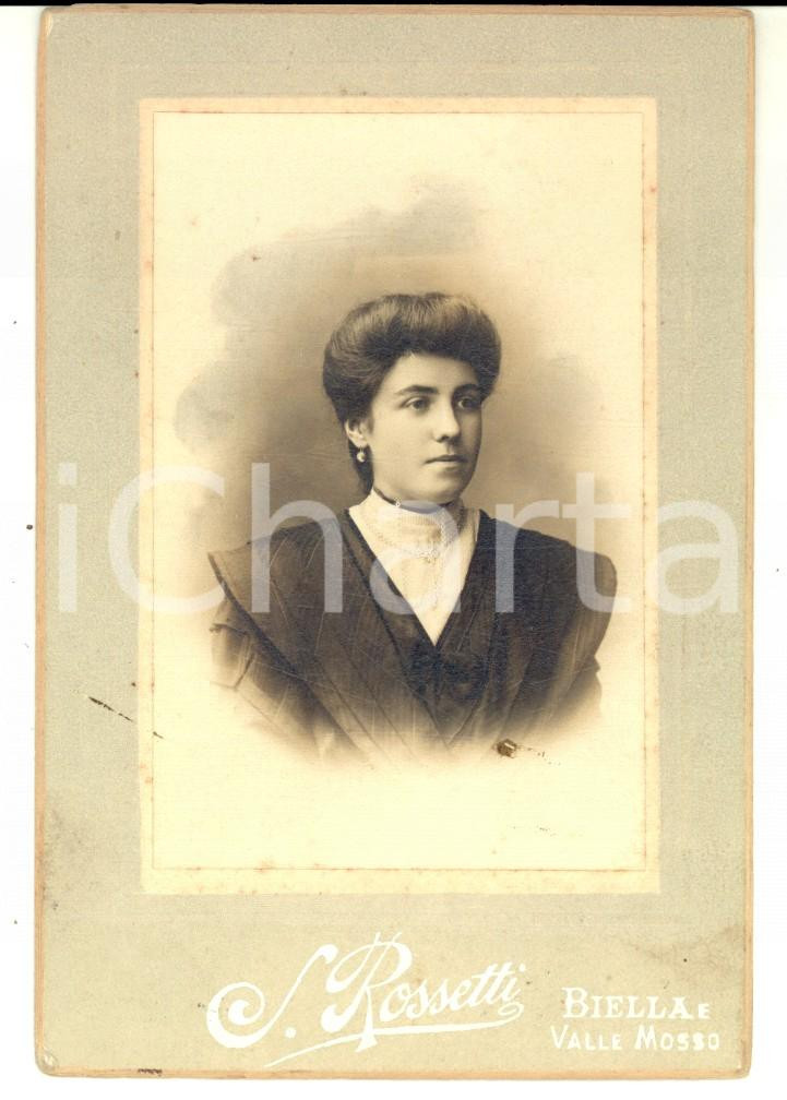 Fotografia d epoca originale 1910 ca BIELLA Ritratto di donna con abito scuro Foto ROSSETTI 9x12 cm 1