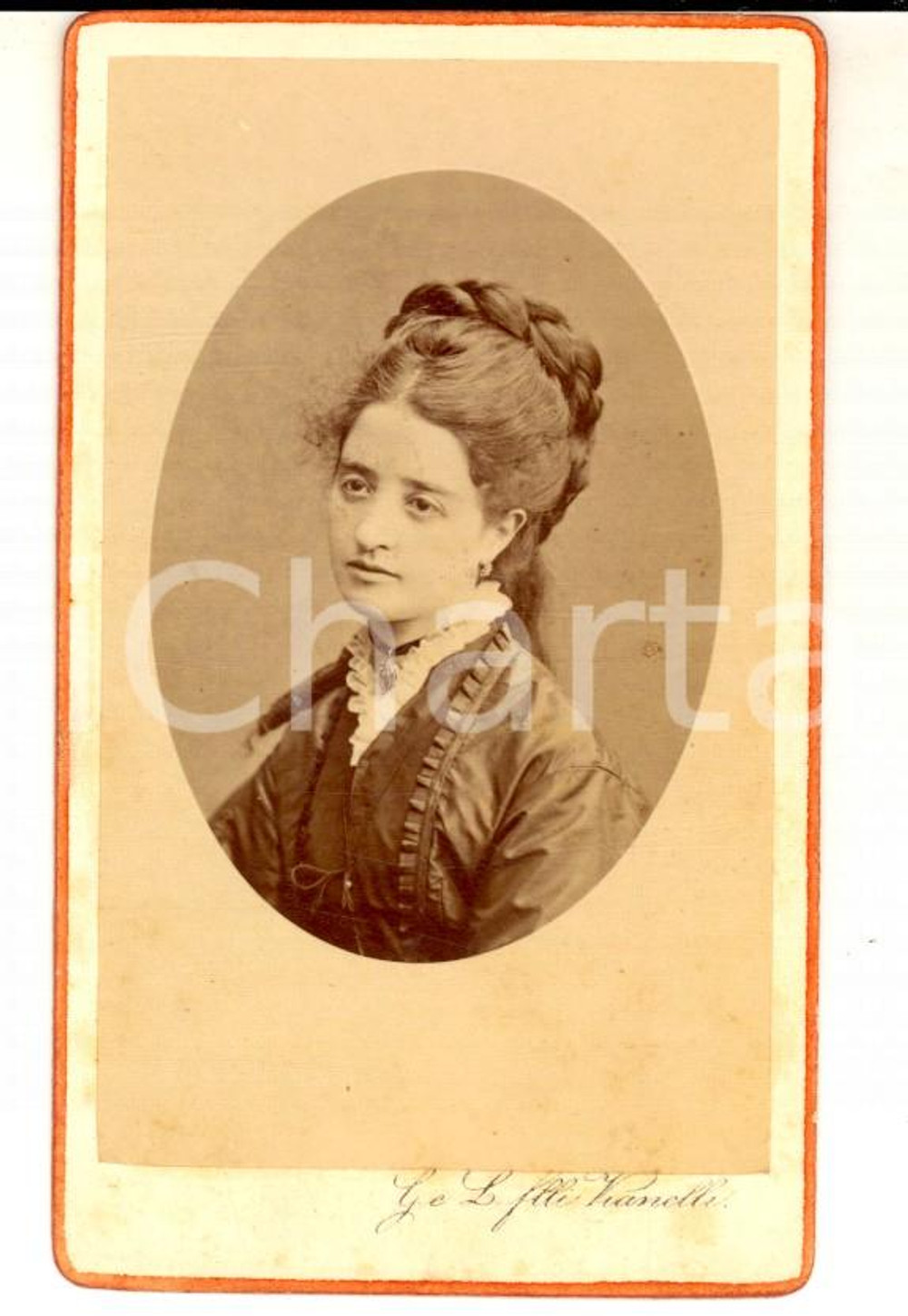 Fotografia d epoca originale 1880 ca VENEZIA Ritratto di donna con acconciatura raccolta Foto F.lli VIANELLI 1