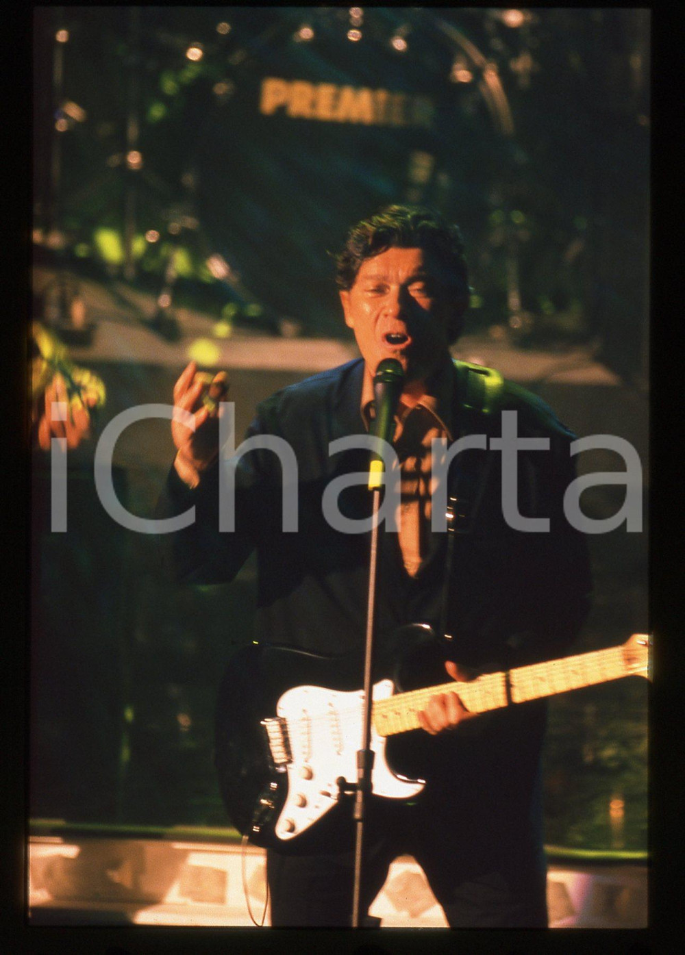 35mm vintage slide* 1995ca MUSICA Robbie ROBERTSON in concerto Ritratto (5)