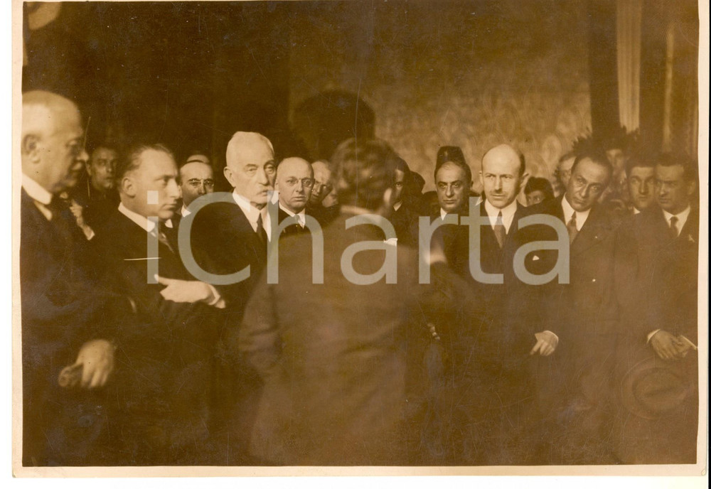 Fotografia d epoca originale 1930 ca MILANO Un oratore davanti al suo pubblico Foto ALESSANDRINI Artistica 1