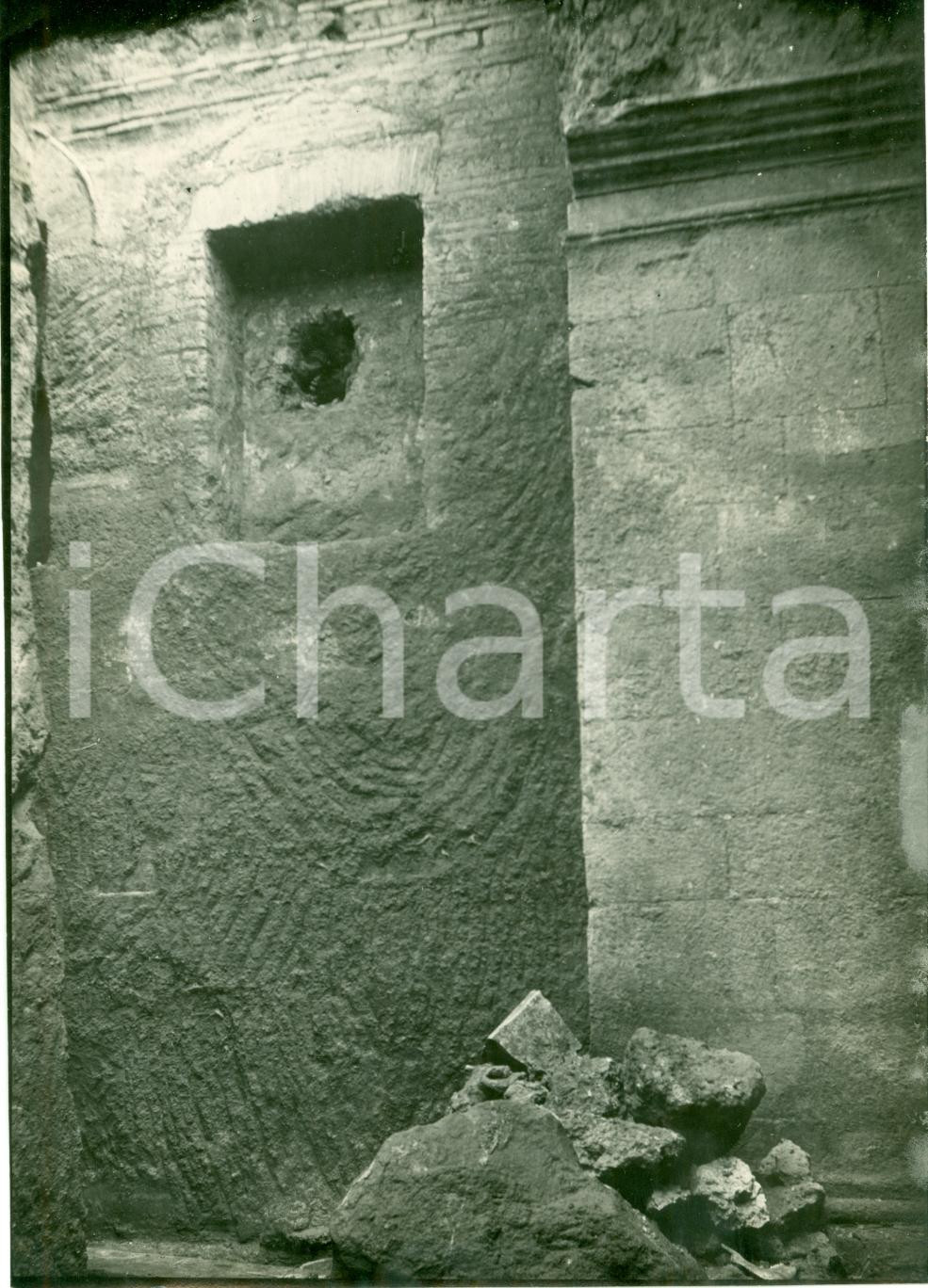 Fotografia d epoca originale 1937 POMPEI NA La scoperta di un antica edicola Fotografia 1