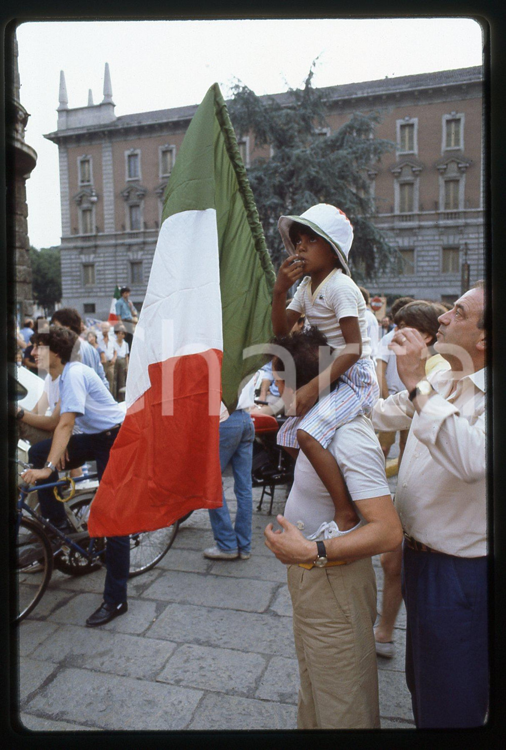 35mm vintage slide* 1982 MONZA Spagna '82 ITALIA-GERMANIA OVEST Piccolo tifoso