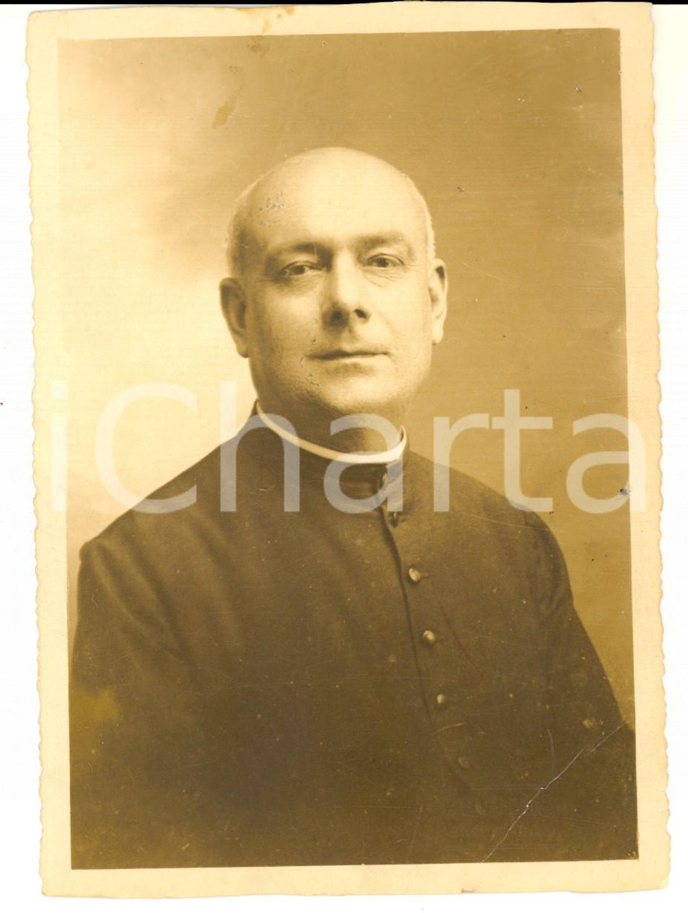 Fotografia d epoca originale 1920 ca BORGOMANERO NO Ritratto di sacerdote Fotografia LOVAZZANO 11x15 cm 1