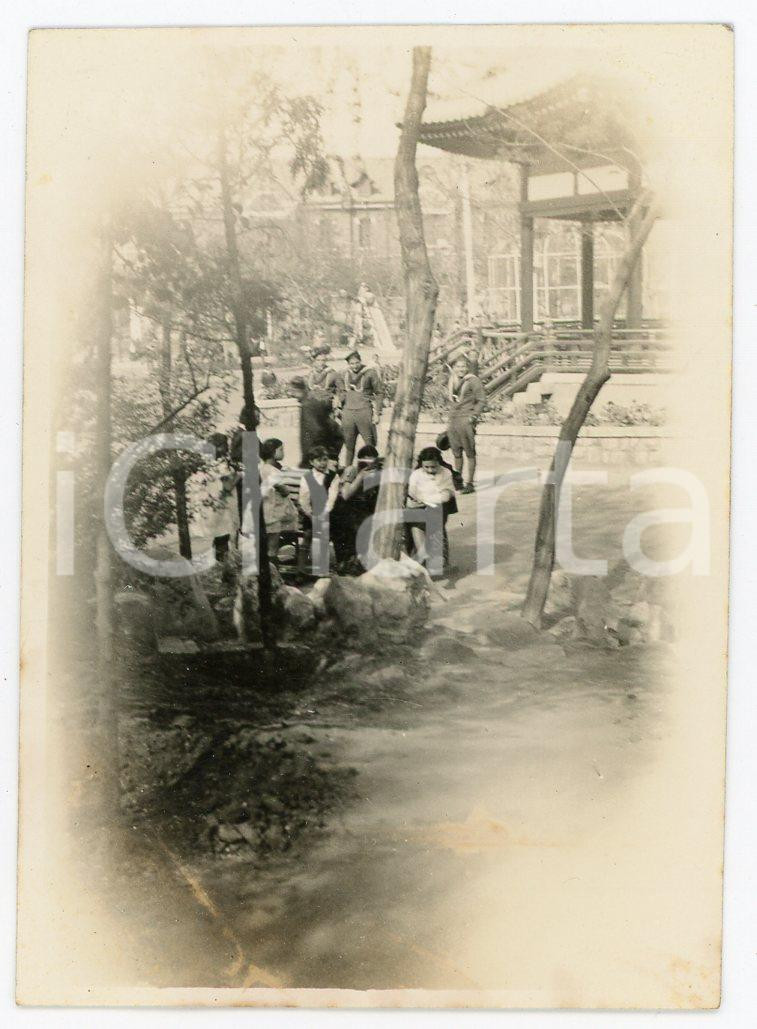 1935 ca CINA TIENTSIN Victoria Park - Leoni di SAN MARCO - Foto (2) Fotografia d'epoca. GOOD/buono  Formato: 6x8 cm originale e autentica 1