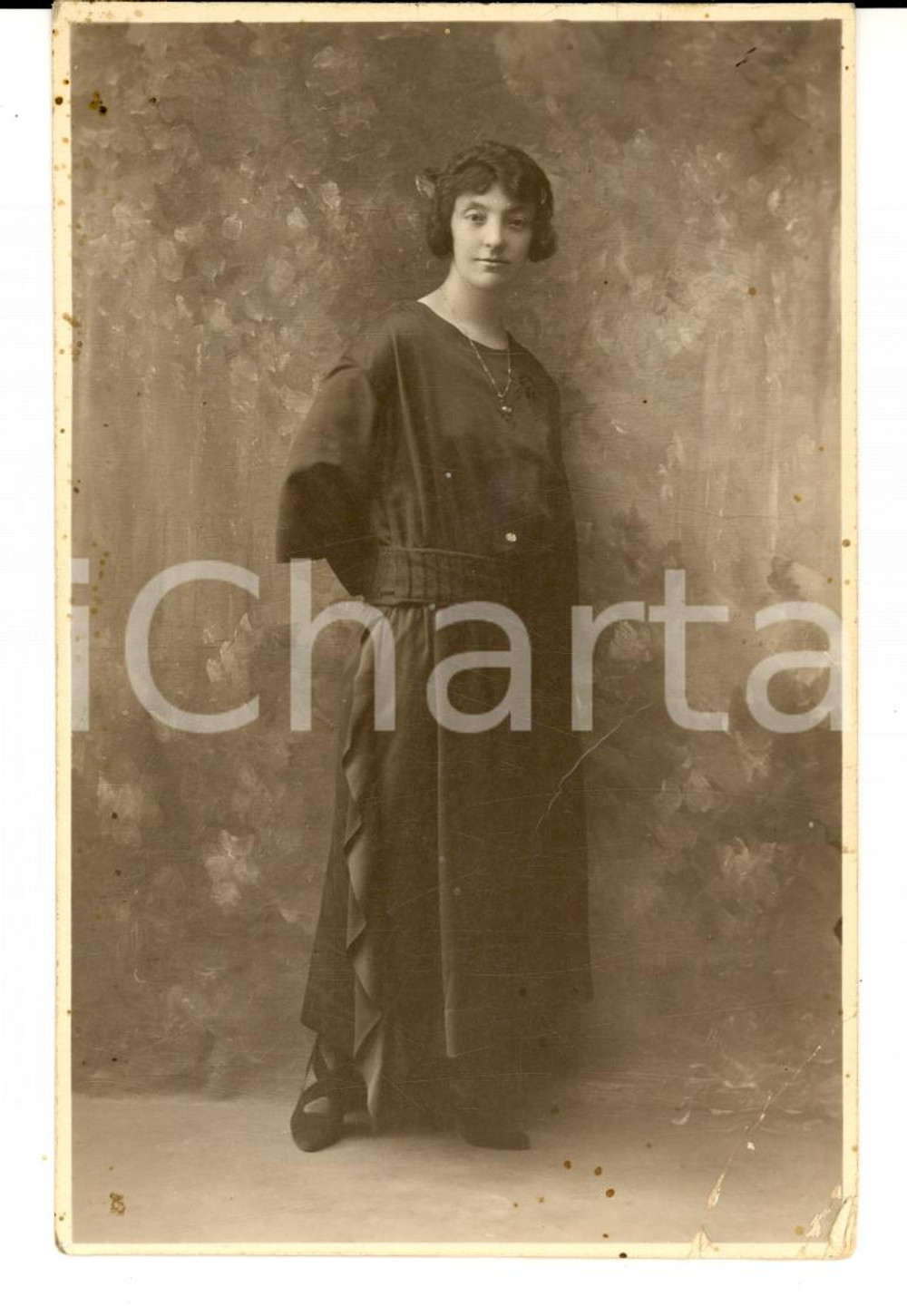 Fotografia d'epoca originale 1920 ca MILANO Giovane donna in abito nero *Foto Giuseppe FARABOLA FP NV 1