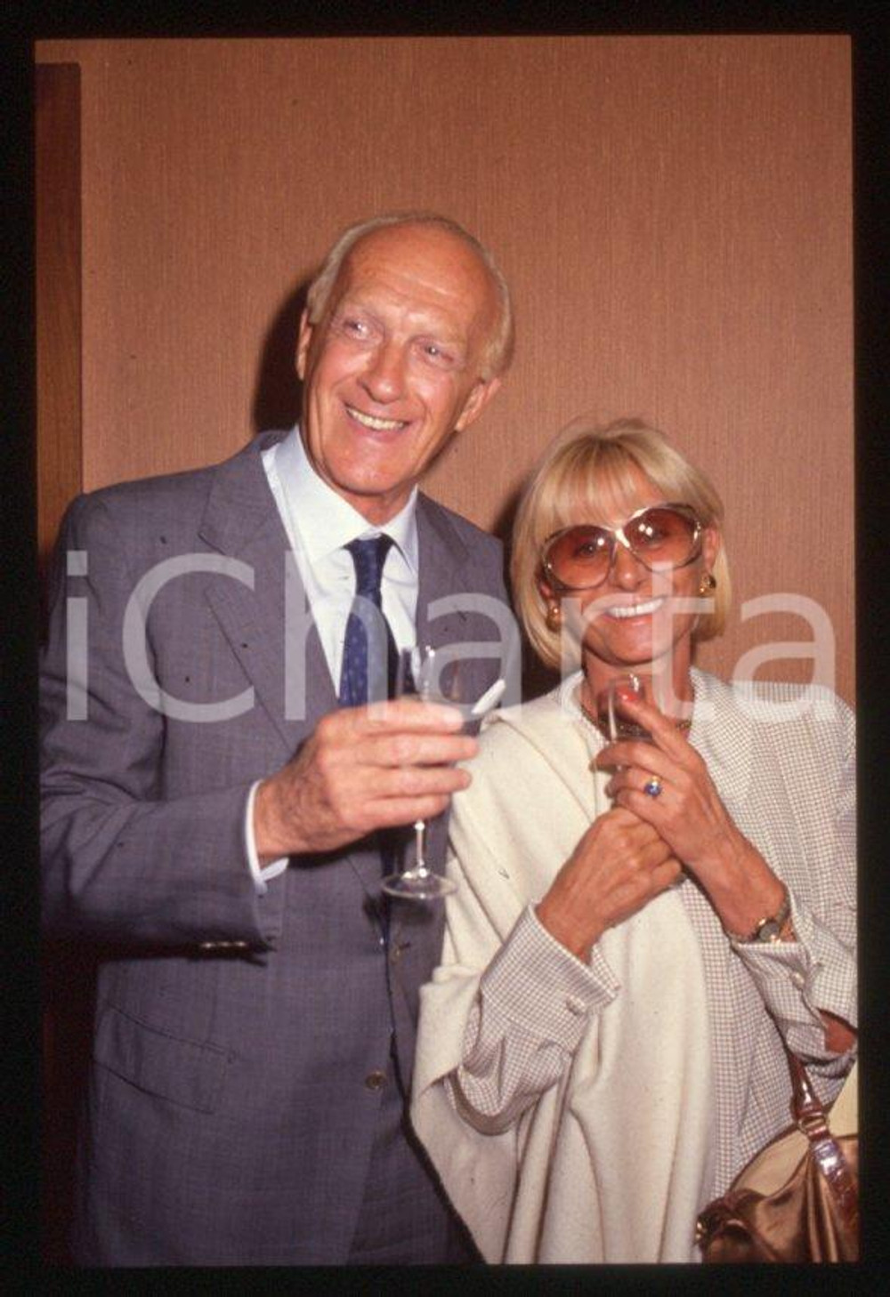 Fotografia d epoca originale 1998 Festival SANREMO Raimondo VIANELLO Sandra MONDAINI 35 mm vintage slide 22 1