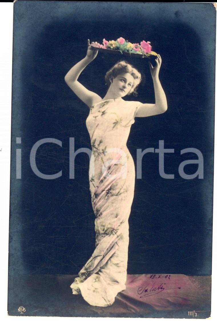 Cartolina originale da collezione 1902 TEATRO Giovane attrice con piatto di fiori  VINTAGE Cartolina NPG FP VG 1
