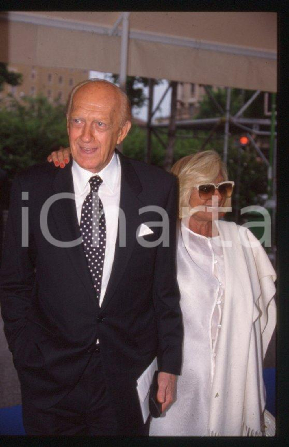 Fotografia d epoca originale Raimondo VIANELLO Sandra MONDAINI  TELEGATTI 1990 35 mm vintage slide 4 1