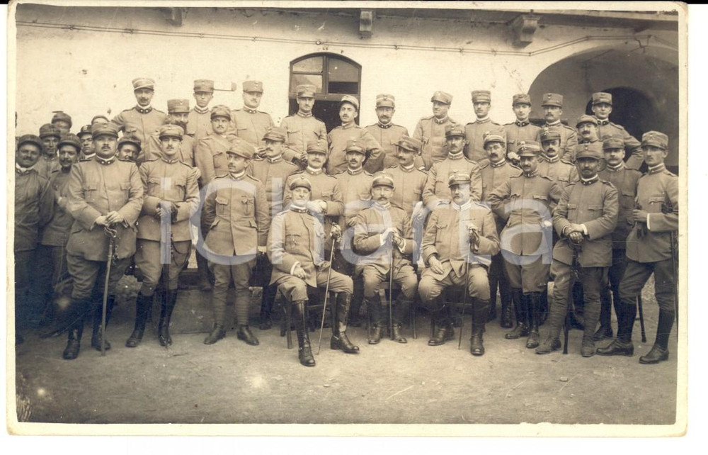 Fotografia d'epoca originale 1915 ca WW1 Reparto di fanteria con ufficiali medici *Fotografia FP NV 1