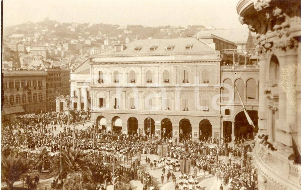 Fotografia d'epoca originale 1926 GENOVA Piazza DE FERRARI Grande adunata per la visita del Duce *Foto FP NV 1