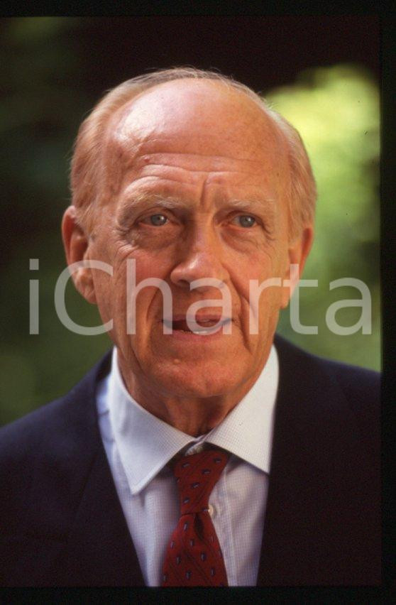 Fotografia d epoca originale Raimondo VIANELLO  Evento in villa  1995 ca 35 mm vintage slide 39 1