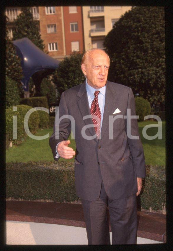 Fotografia d epoca originale Raimondo VIANELLO  Evento in villa  1995 ca 35 mm vintage slide 70 1