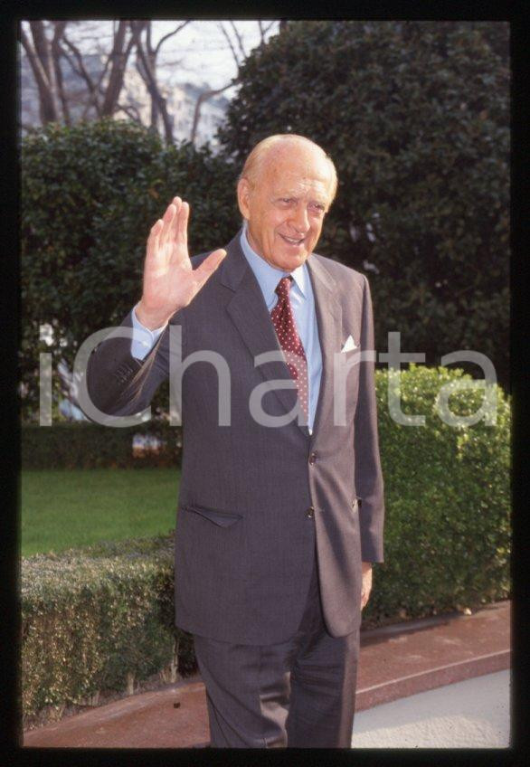 Fotografia d epoca originale Raimondo VIANELLO  Evento in villa  1995 ca 35 mm vintage slide 93 1