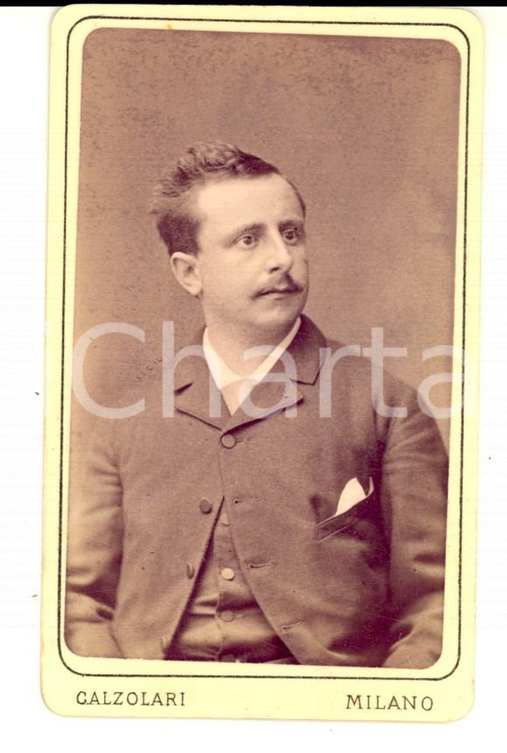Fotografia d'epoca originale 1870 ca MILANO Ritratto maschile con soprabito *Fotografia ICILIO CALZOLARI 1