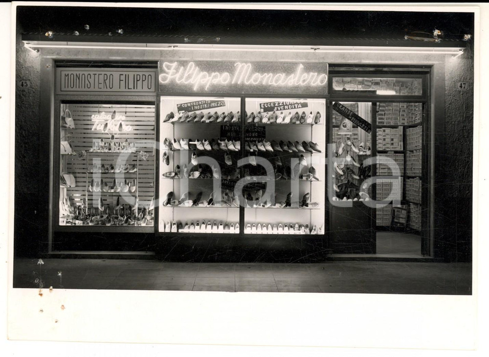 Fotografia d'epoca originale 1957 MAZARA DEL VALLO Calzature Filippo MONASTERO 'Eccezzionale svendita' *Foto 1